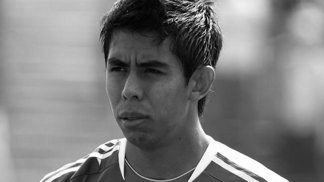 SOCCER/FUTBOLSELECCION PRE OLIMPICA MEXICANACARAS PRE OLIMPICASAction photo of Nestor Calderon of Mexico, during friendly game between Mexico Pre olympic team and Neza./Foto de accion de Nestor Calderon de Mexico, durante juego amistoso entre seleccion pre olimpica de Mexico y Neza. 22 February 2012. MEXSPORT/OMAR MARTINEZ