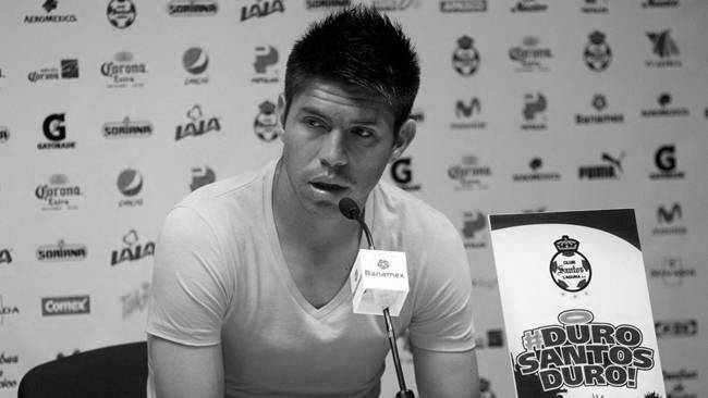 SOCCER/FUTBOLCONFERENCIA SANTOSCLAUSURA 2012Action photo of Oribe Peralta of Santos, during press conference./Foto de accion de Oribe Peralta de Santos, durante conferencia de prensa. 14 May 2012. MEXSPORT/JORGE MARTINEZ