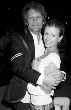 jon-bon-jovi-stephanie-rose-bongiovi_300x400_75