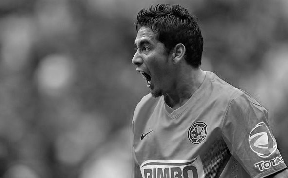 Ciudad de México 26 de Octubre de 2013. Rubens Sambueza (Ame) festeja su gol durante el partido correspondiente a la jornada 15 del torneo apertura 2013 de la Liga Bancomer MX entre las águilas del América y el Puebla FC, realizado en el estadio Azteca.Foto/Imago7/Etzel Espinosa