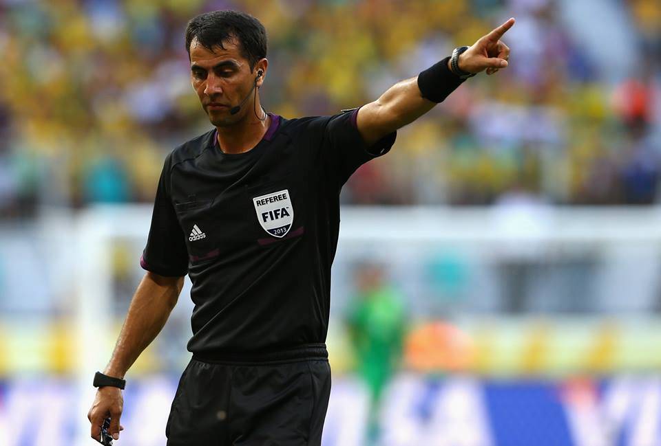 árbitro uzbeco Ravshan Irmatov