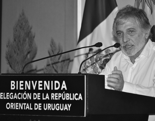 embajador uruguay