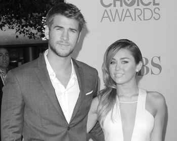 liam-hemsworth-miley-cyrus-peoples-choice-awards-2012-1