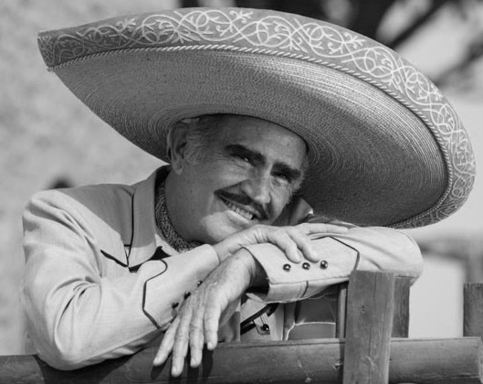 Vicente Fernandez sera hospitalizado