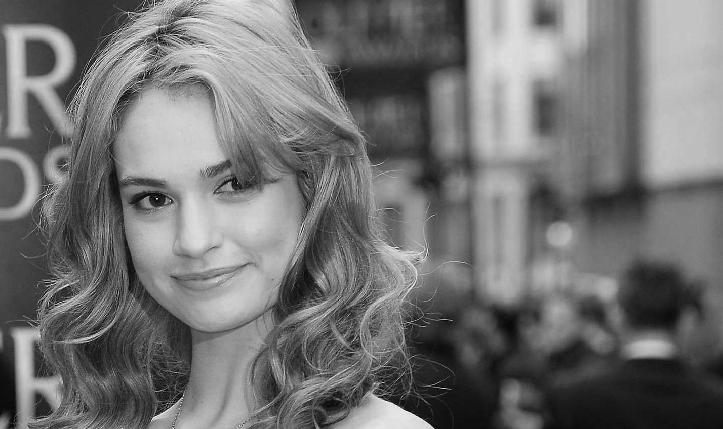lily_james